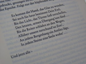 German translation of last words in "Gravity's Rainbow"